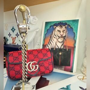 Gucci Red GG silver Keychain 100% authentic